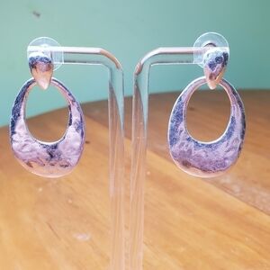 NWOT silver colored earrings, 1.5 inches